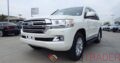 Very clean V8 Toyota Land Cruiser Limited VXR 5.7 2016 White Color